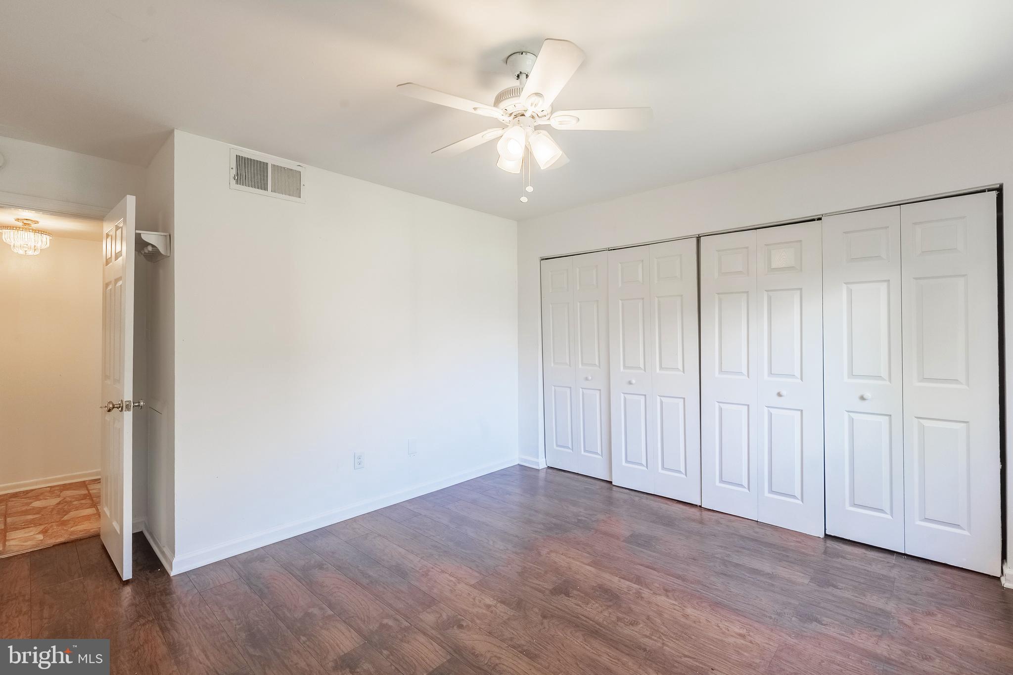 HUNTCREST CONDOMINIUM - Residential