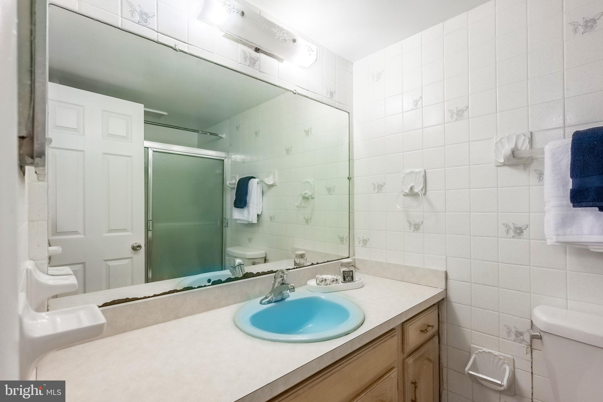 HUNTCREST CONDOMINIUM - Residential