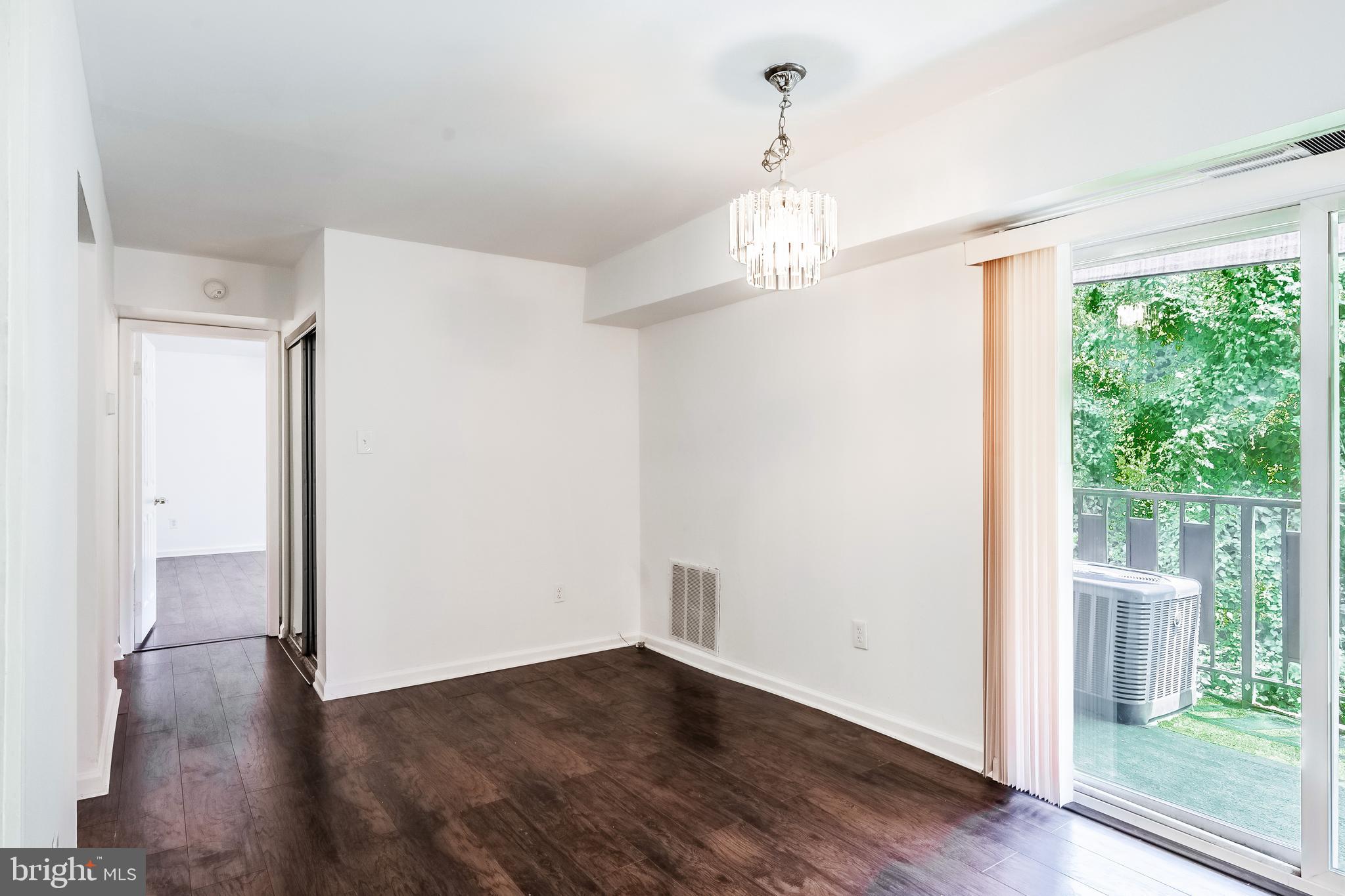 HUNTCREST CONDOMINIUM - Residential