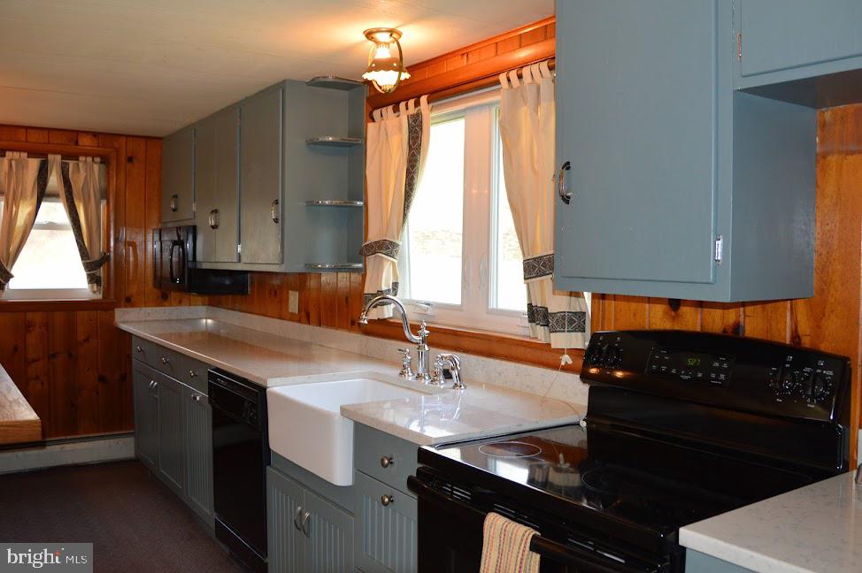 RINGTOWN - Residential