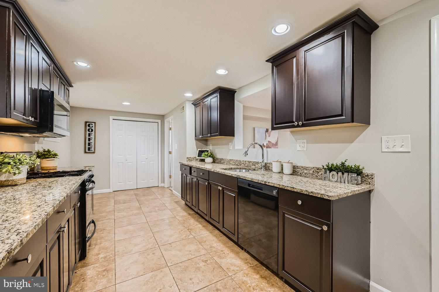 MEADOW DALE - Residential