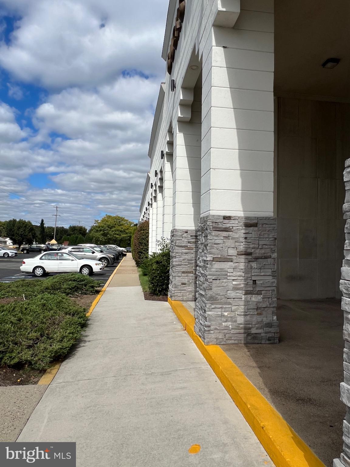 1200 VETERANS HIGHWAY C-10