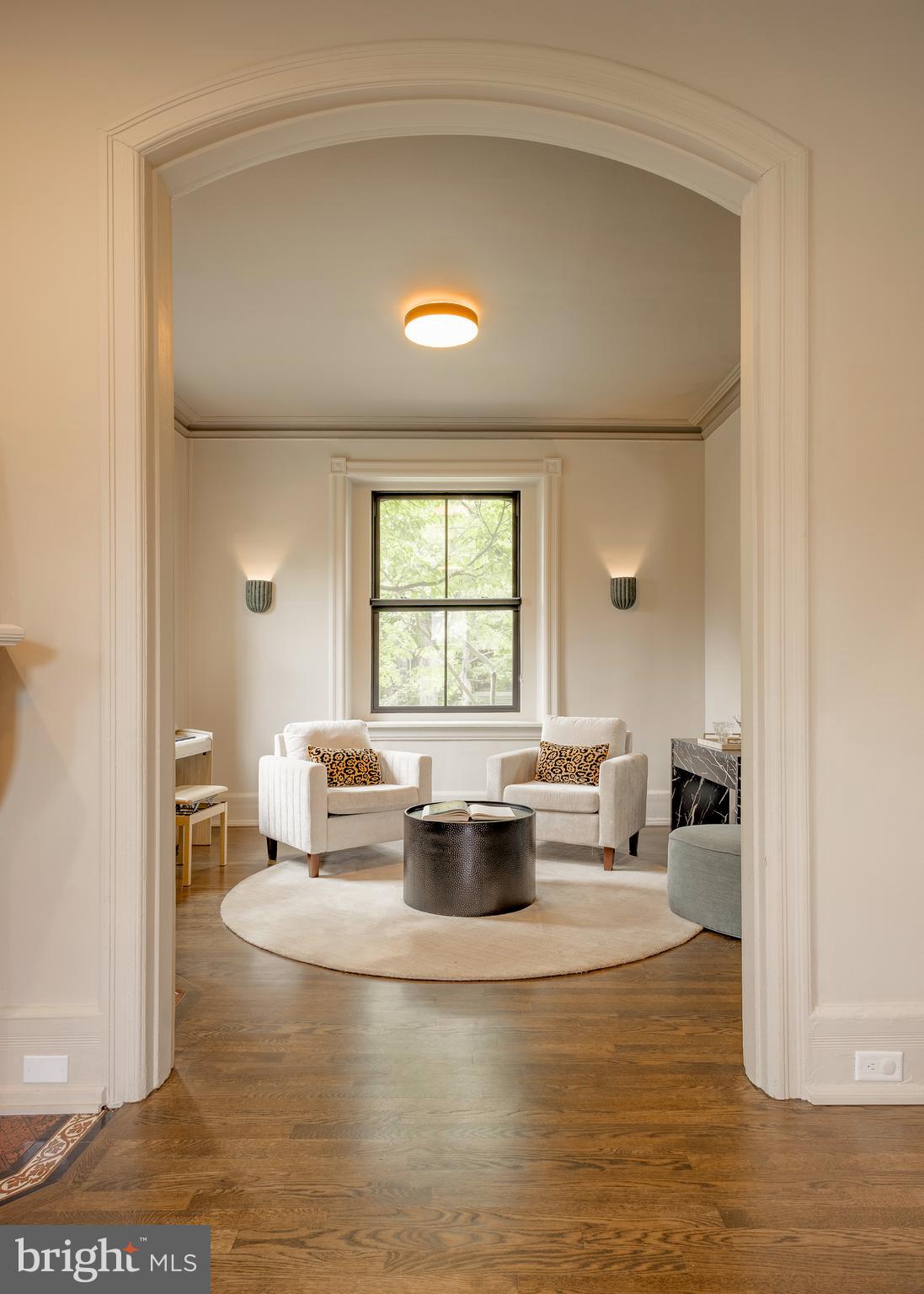148 W HIGHLAND AVENUE
