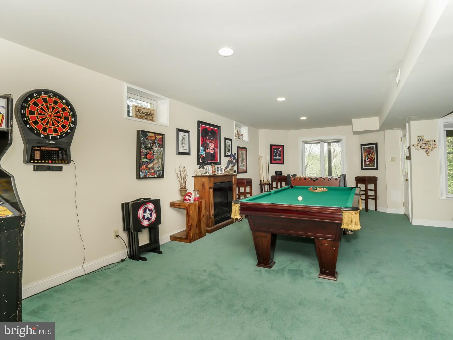 ESTS OF RIVERWOODS - Residential