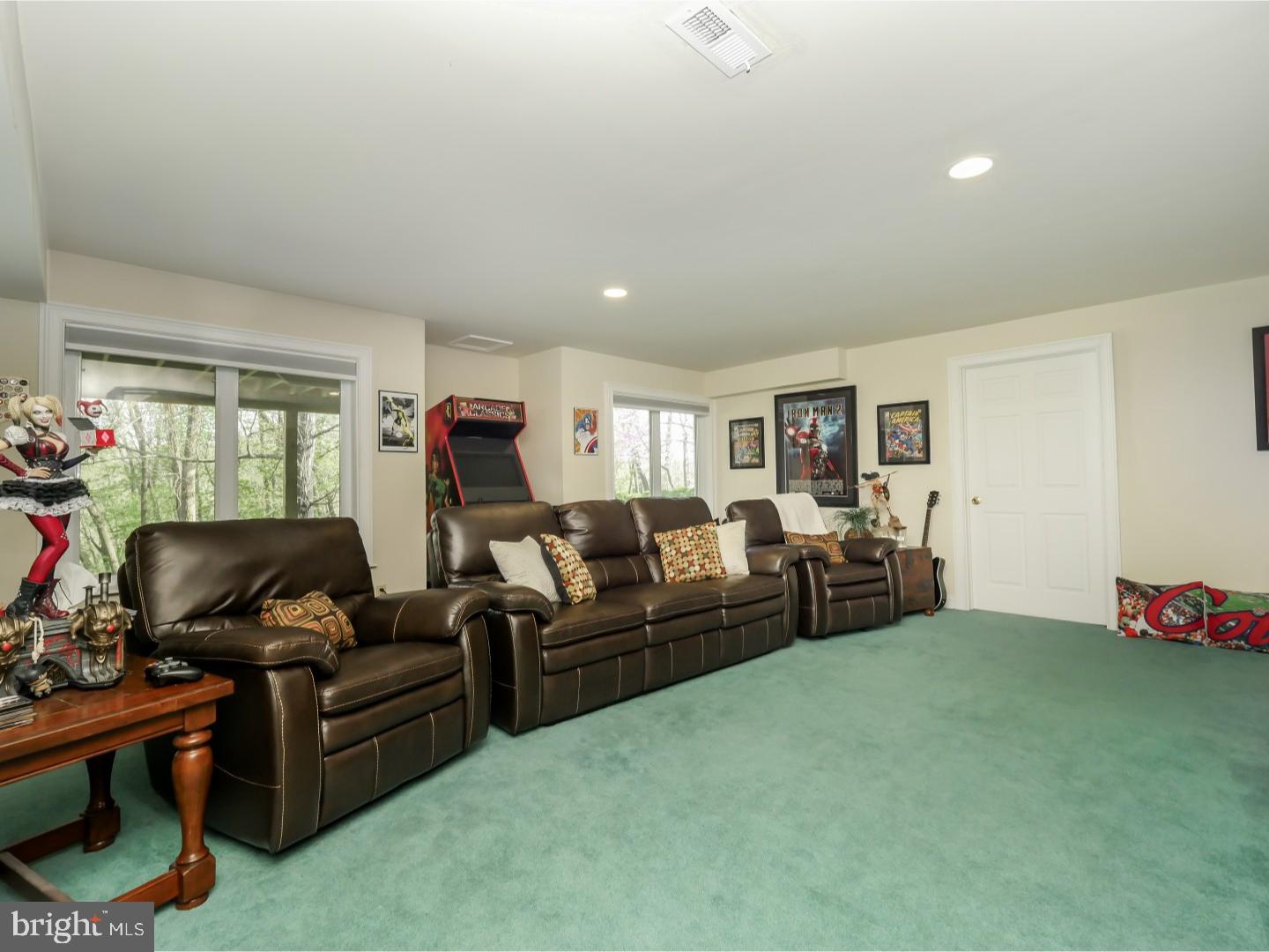 ESTS OF RIVERWOODS - Residential