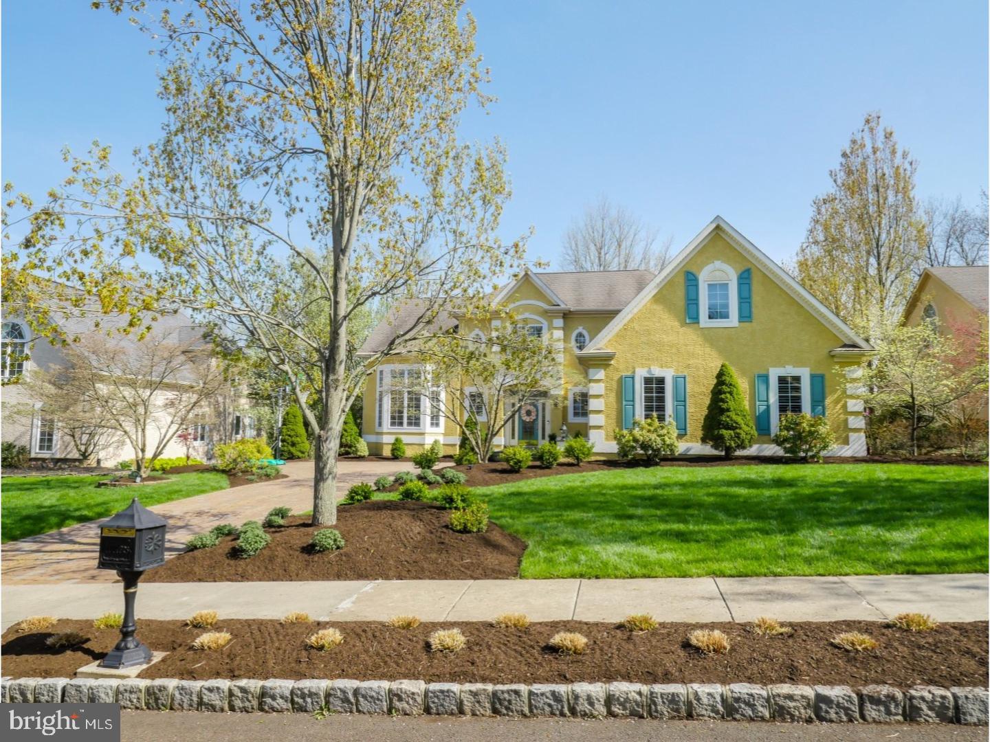 ESTS OF RIVERWOODS - Residential