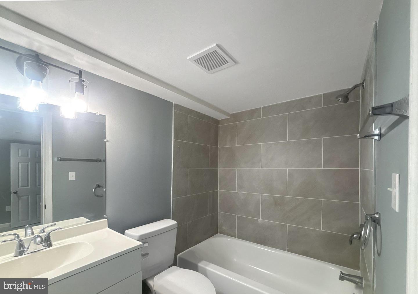 BROOKLYN - Residential