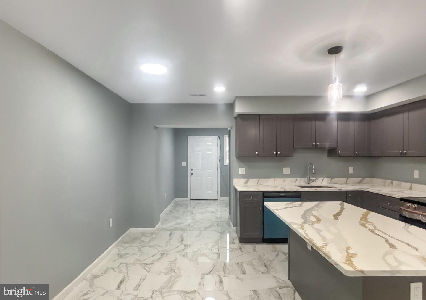 BROOKLYN - Residential