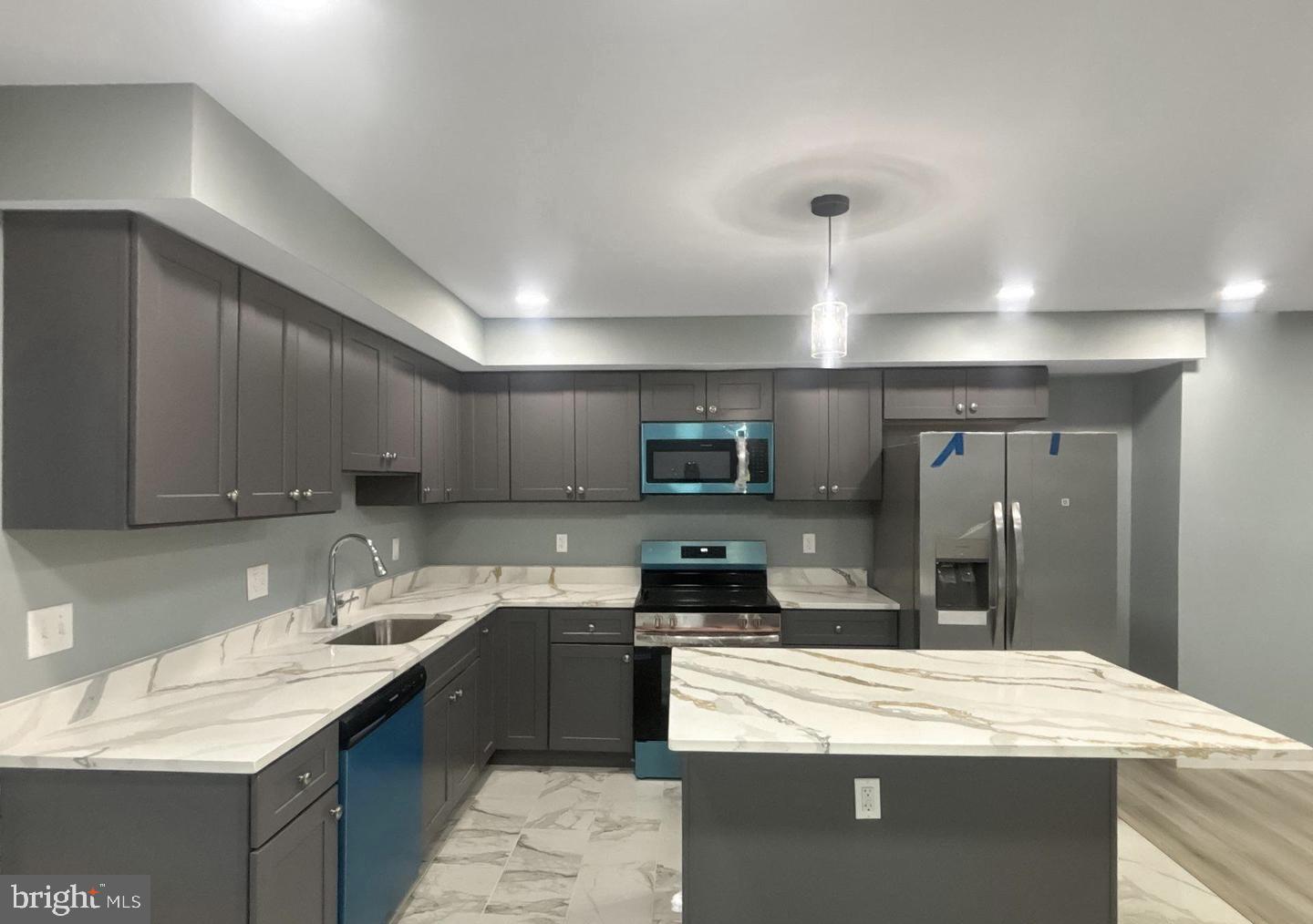 BROOKLYN - Residential