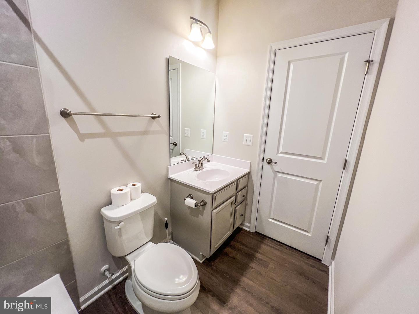 PARKSIDE - Residential Lease