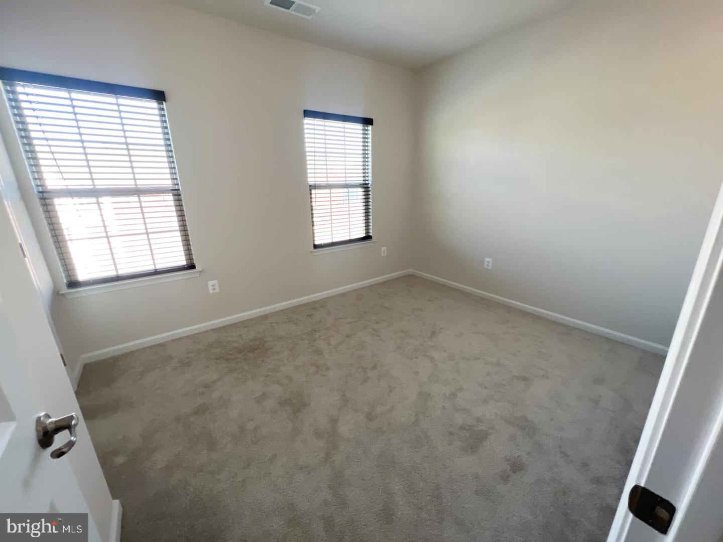 PARKSIDE - Residential Lease