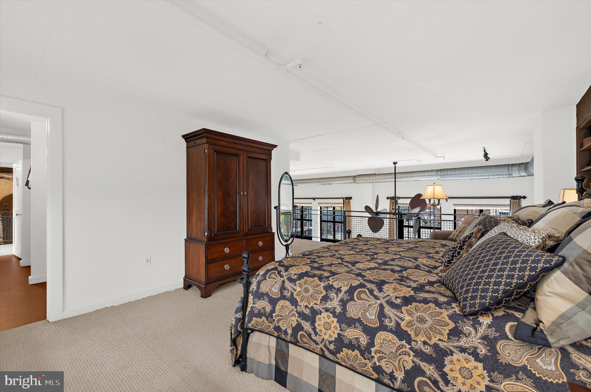 LITTLE ITALY - Residential