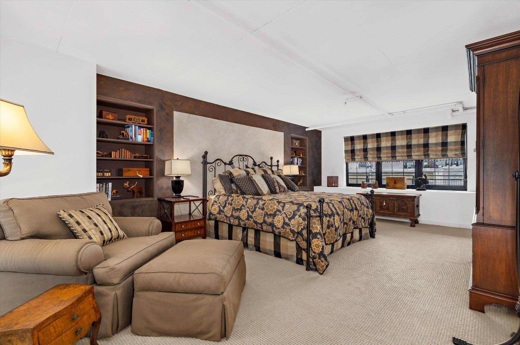 LITTLE ITALY - Residential