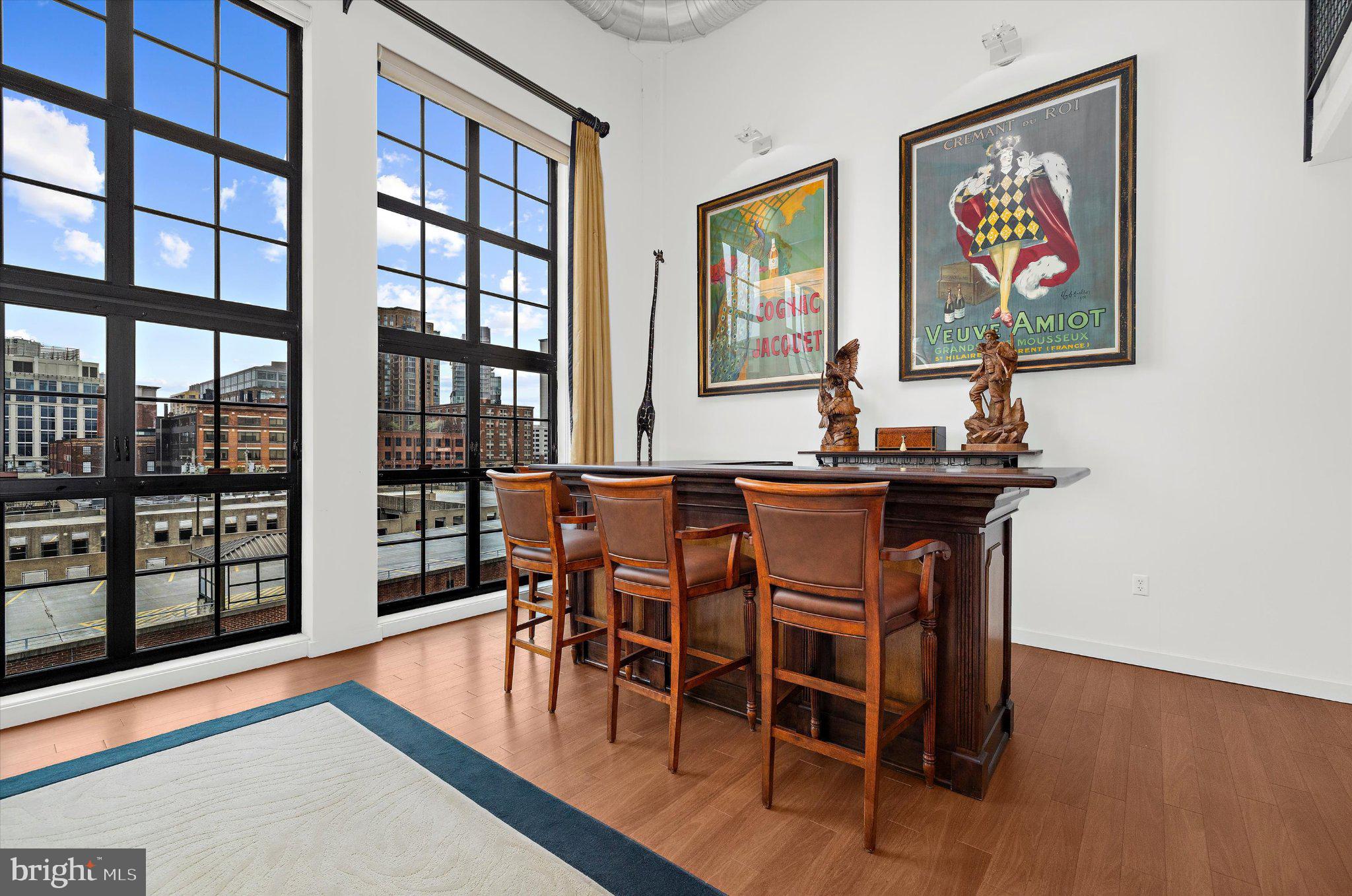 LITTLE ITALY - Residential