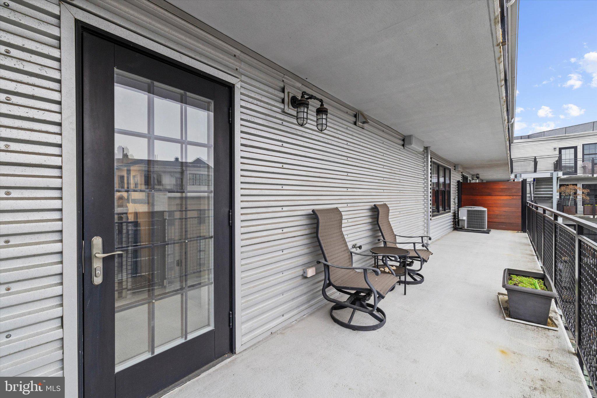 LITTLE ITALY - Residential