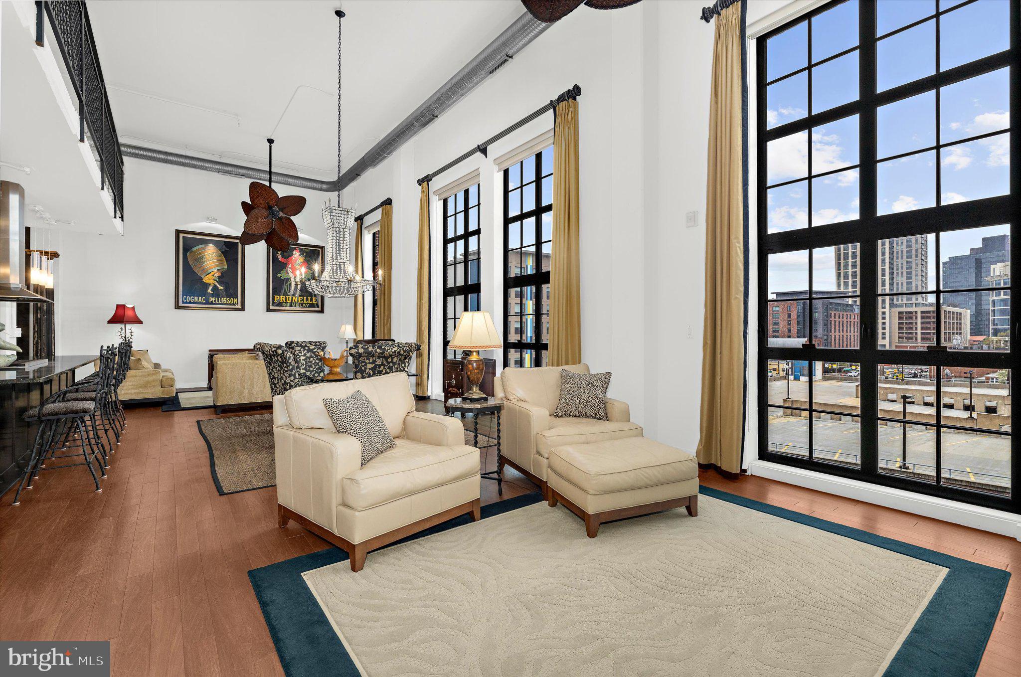 LITTLE ITALY - Residential