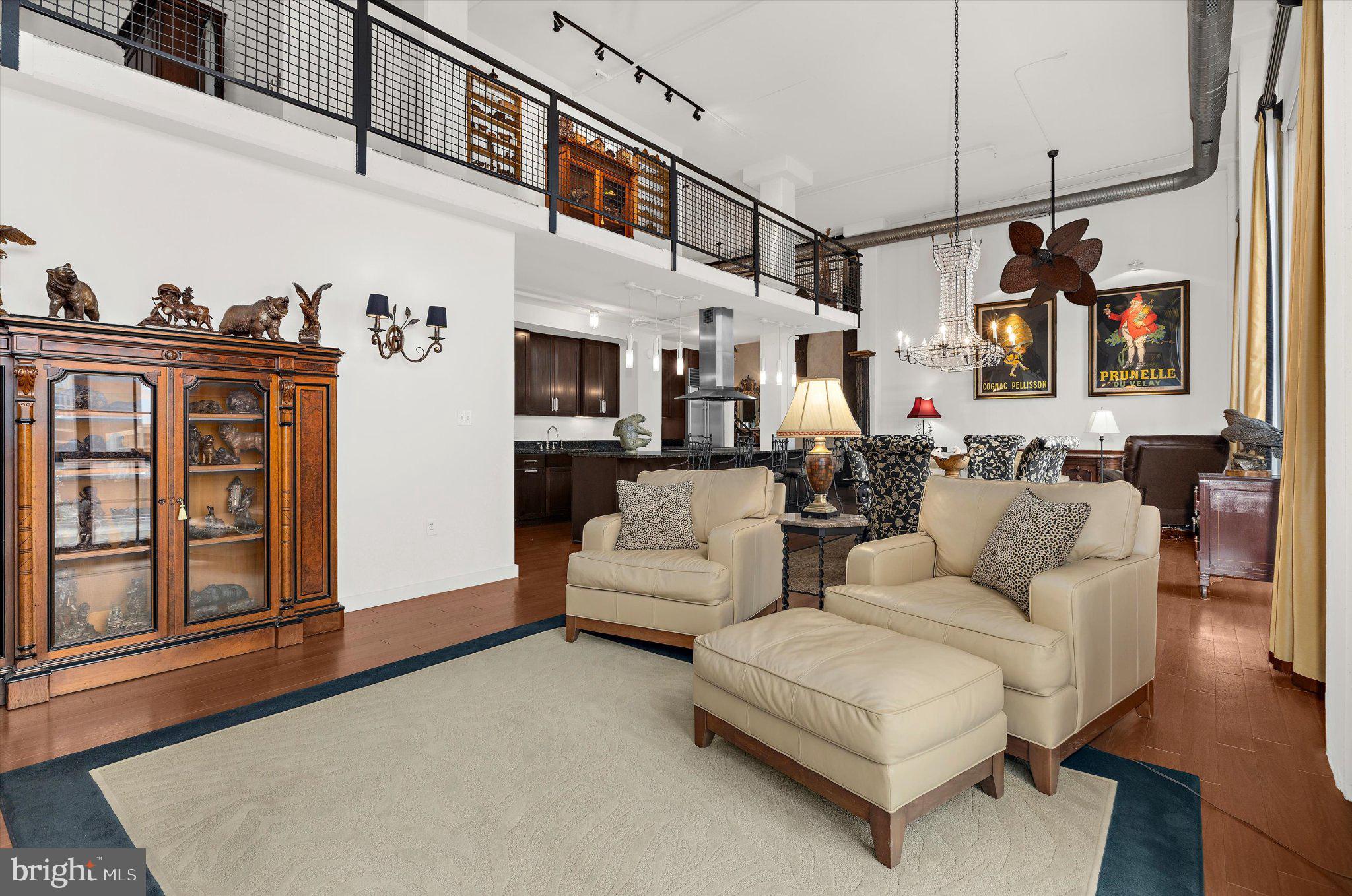 LITTLE ITALY - Residential