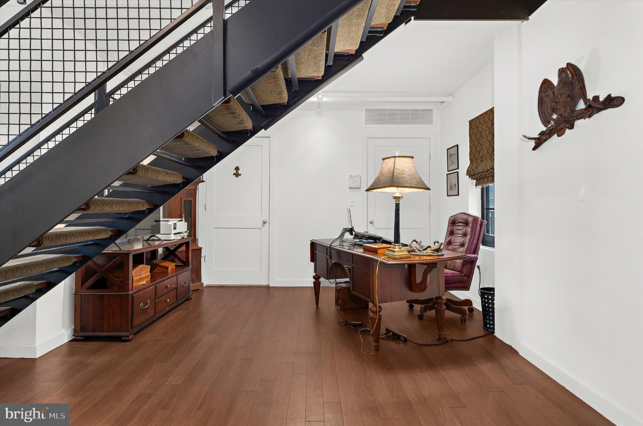 LITTLE ITALY - Residential