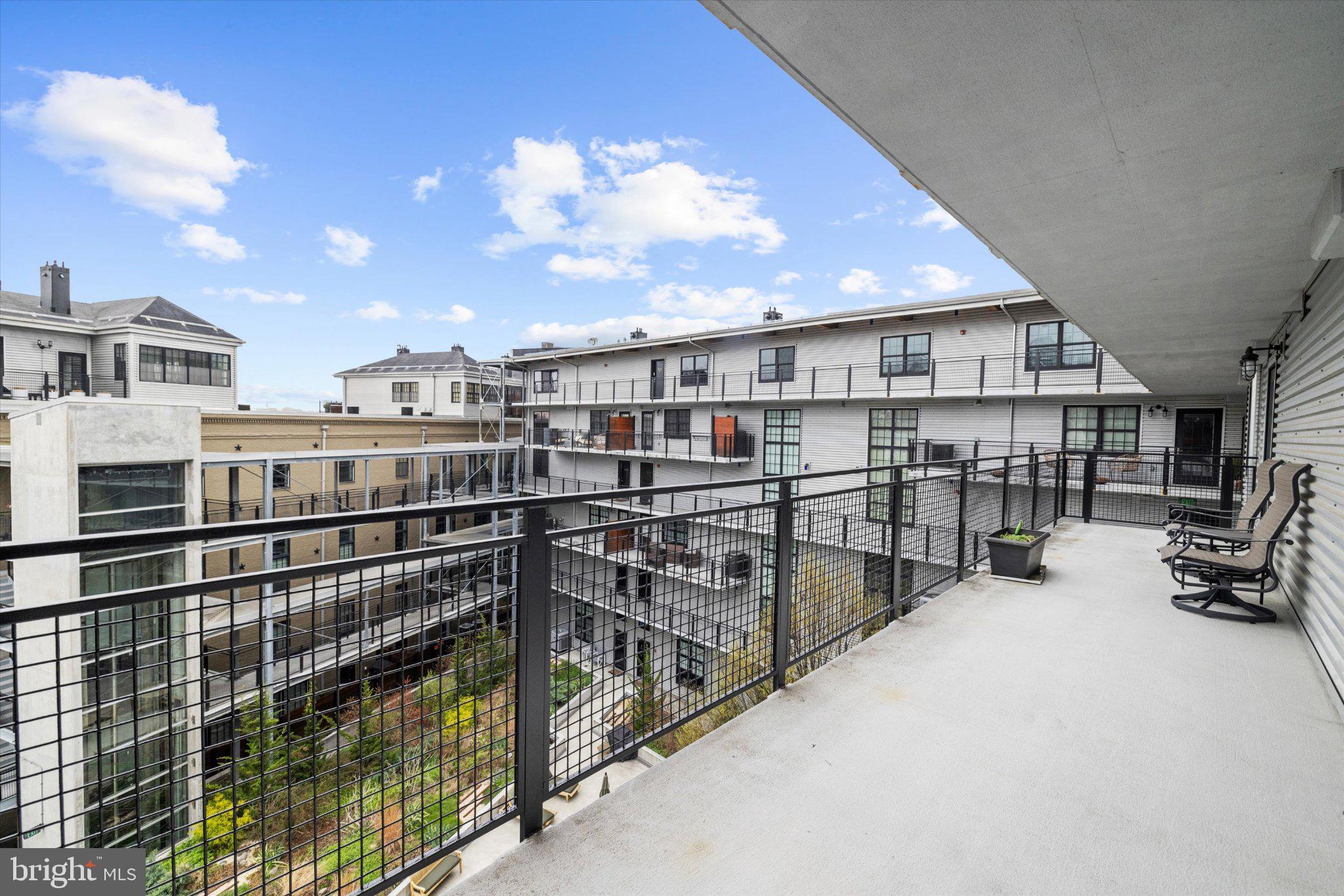 LITTLE ITALY - Residential