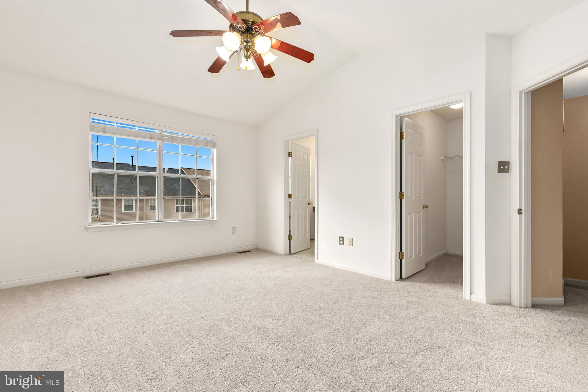 THE RIDINGS AT KENDALL RIDGE - Residential