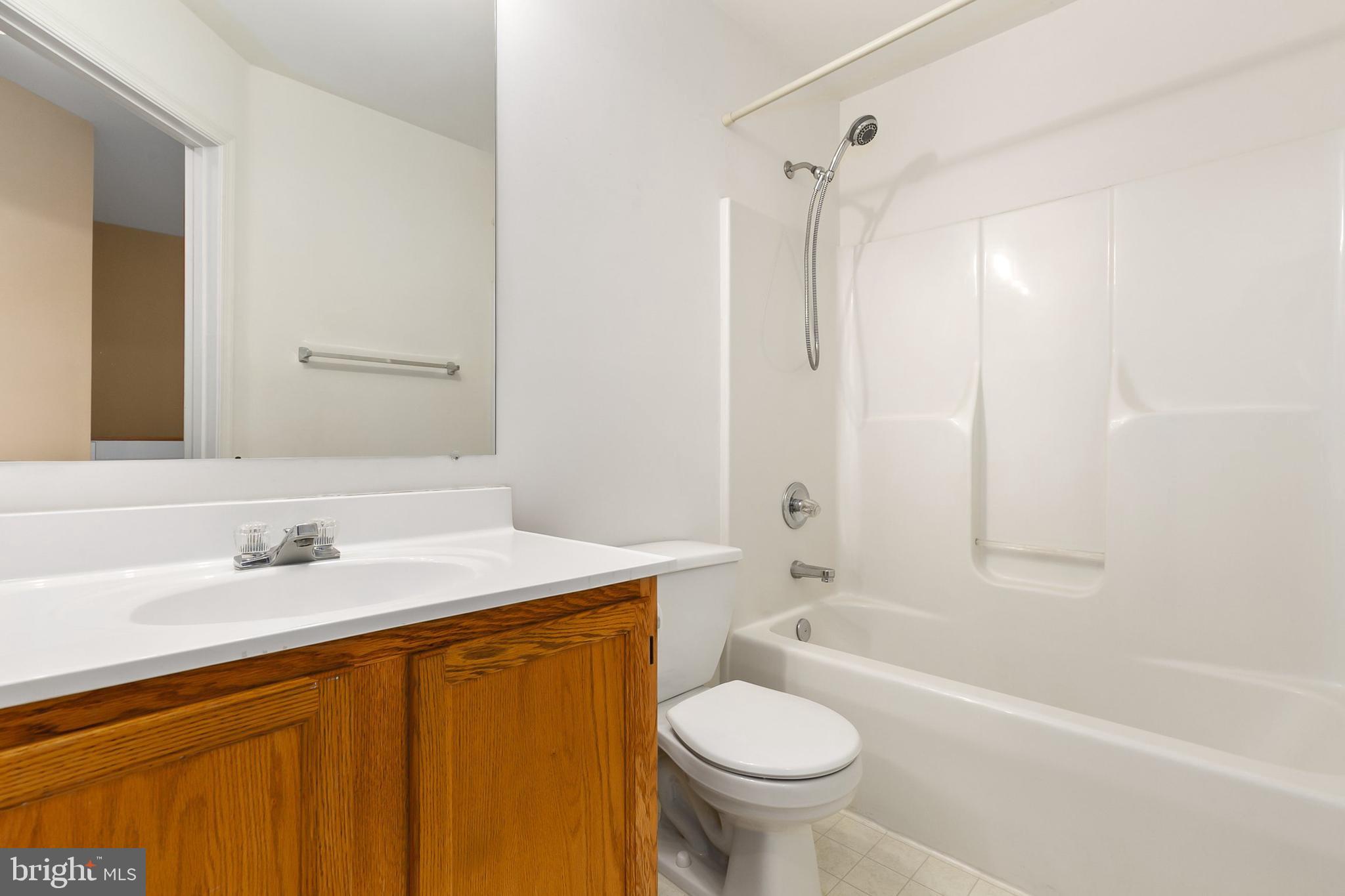 THE RIDINGS AT KENDALL RIDGE - Residential