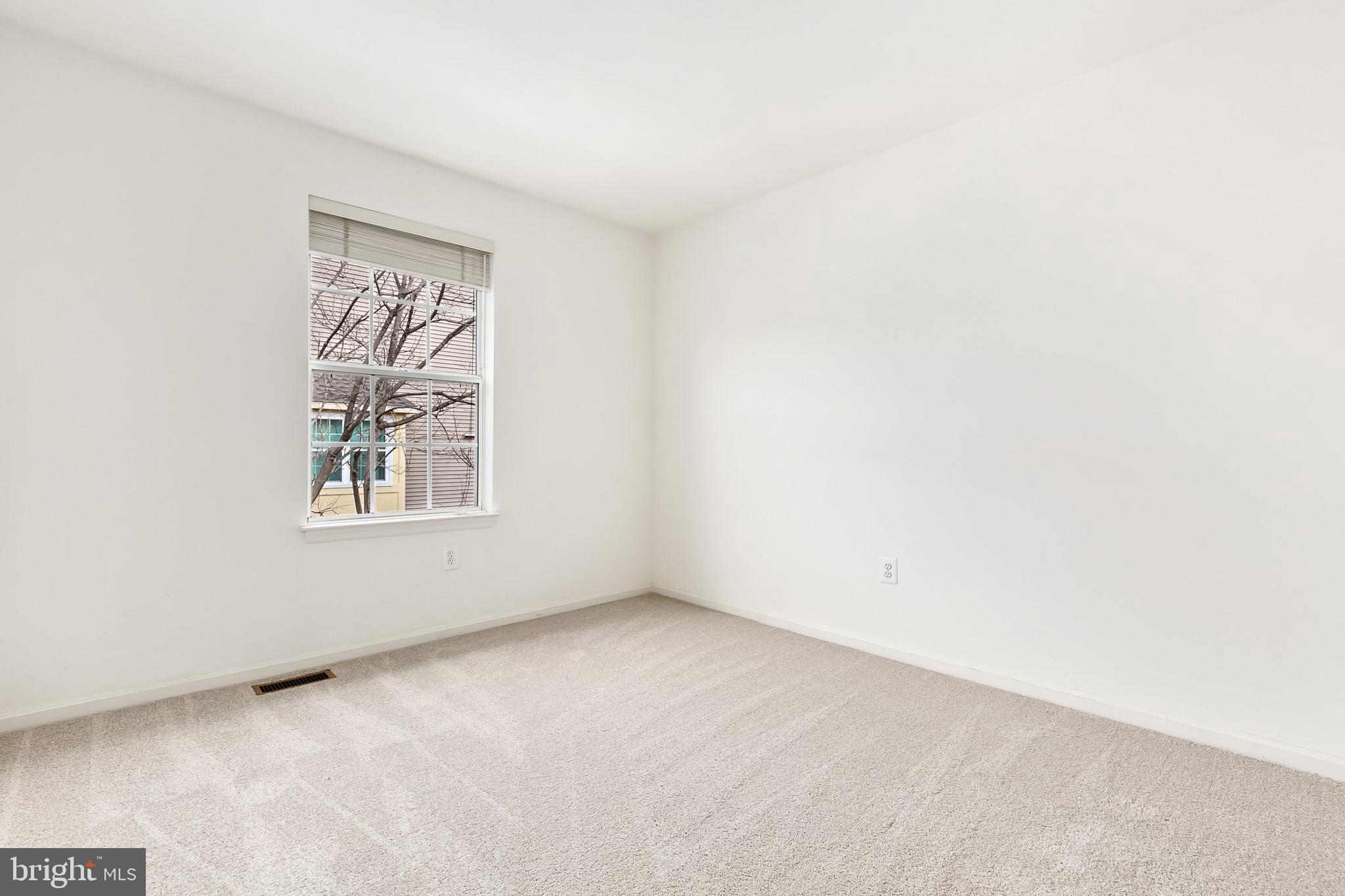 THE RIDINGS AT KENDALL RIDGE - Residential