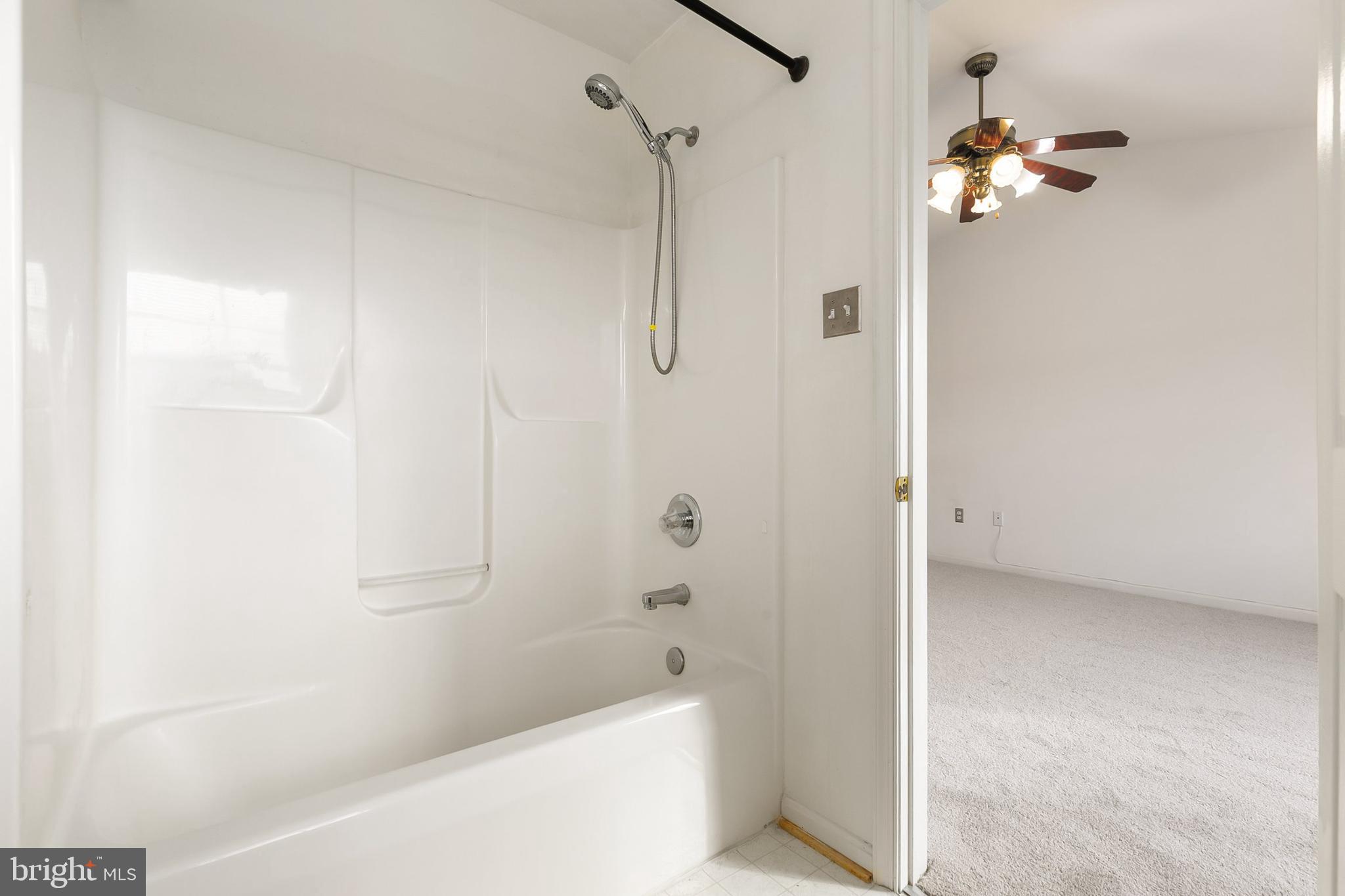 THE RIDINGS AT KENDALL RIDGE - Residential