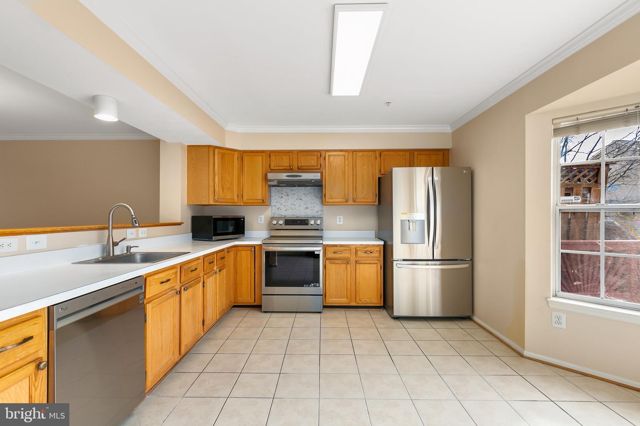 THE RIDINGS AT KENDALL RIDGE - Residential