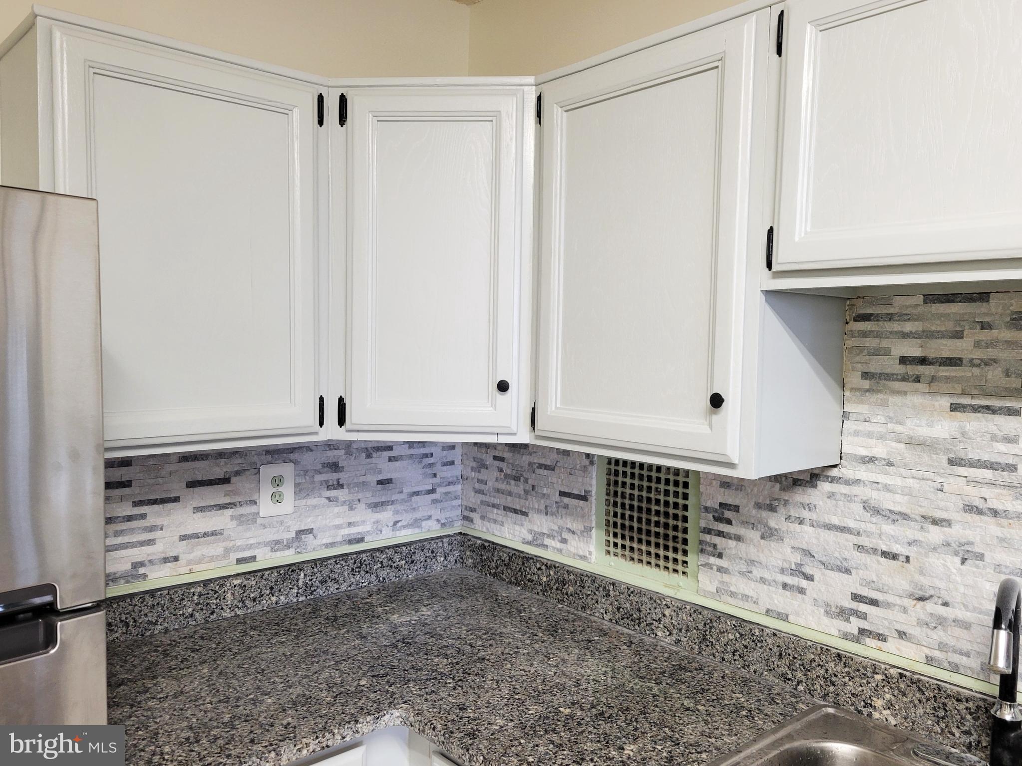 SKYLINE - Residential Lease