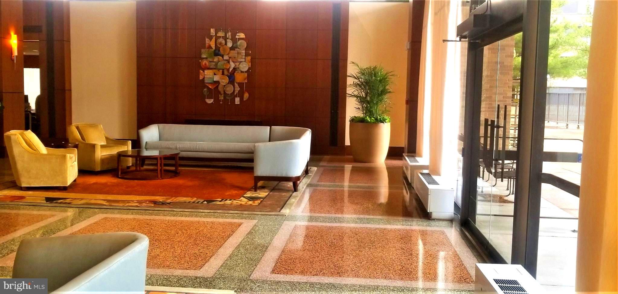 SKYLINE - Residential Lease