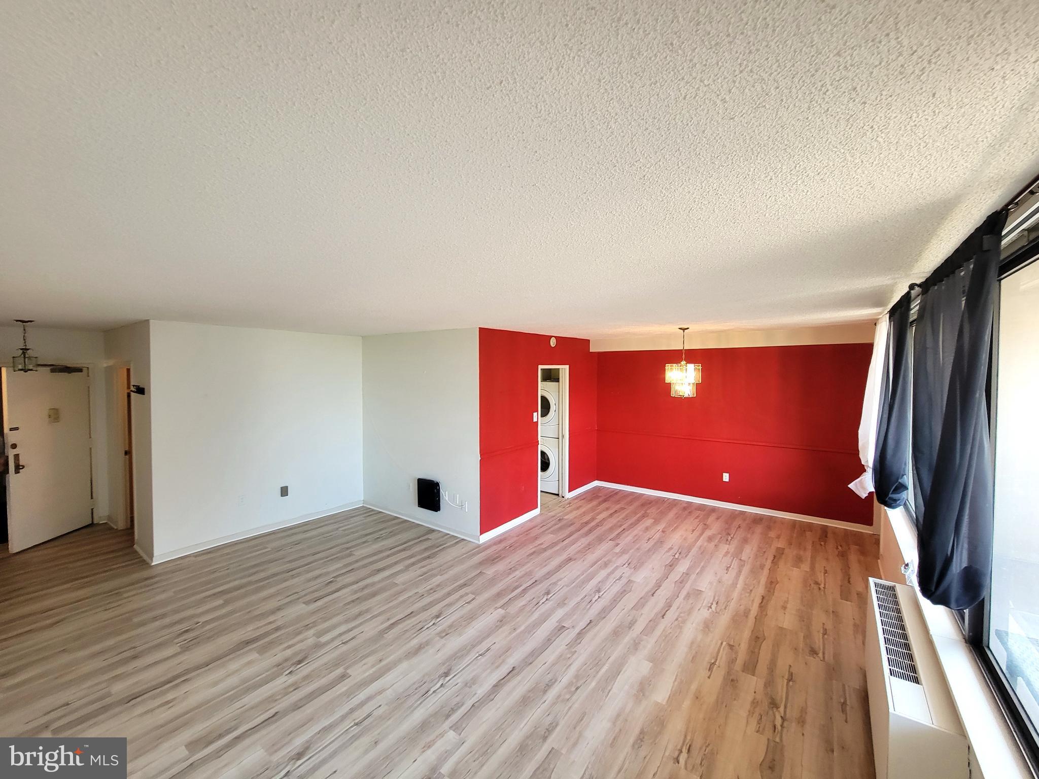 SKYLINE - Residential Lease