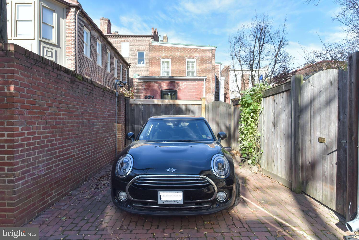 OLD TOWN - Residential