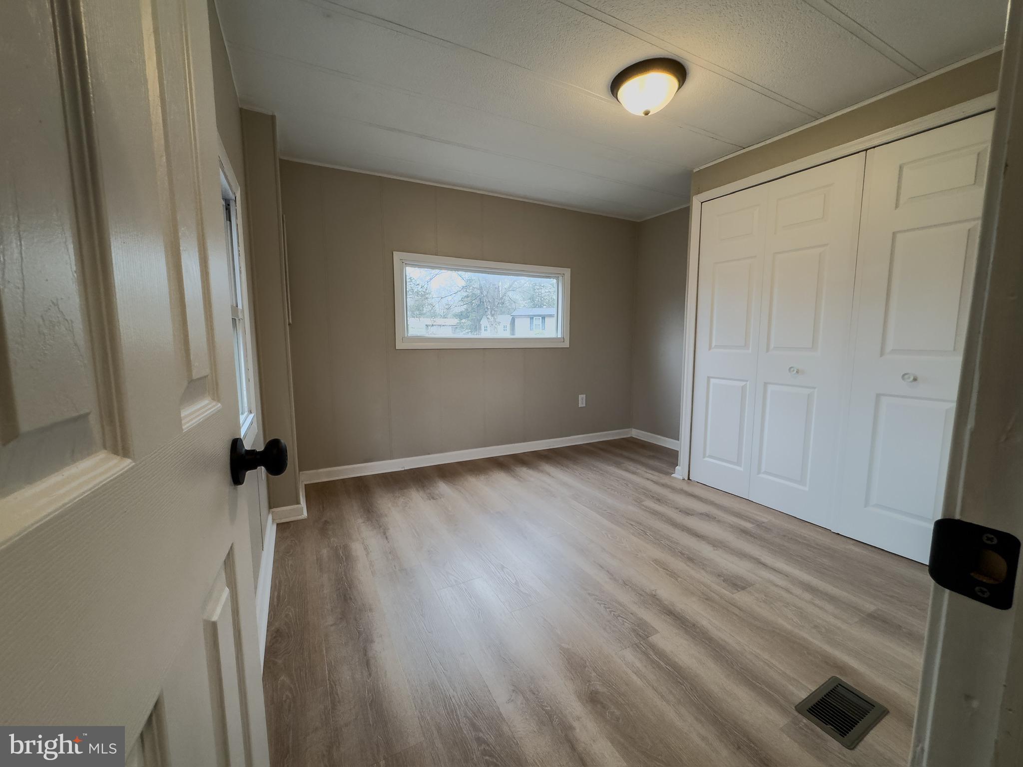 MELODYLAKESCNTRYCLUB - Residential