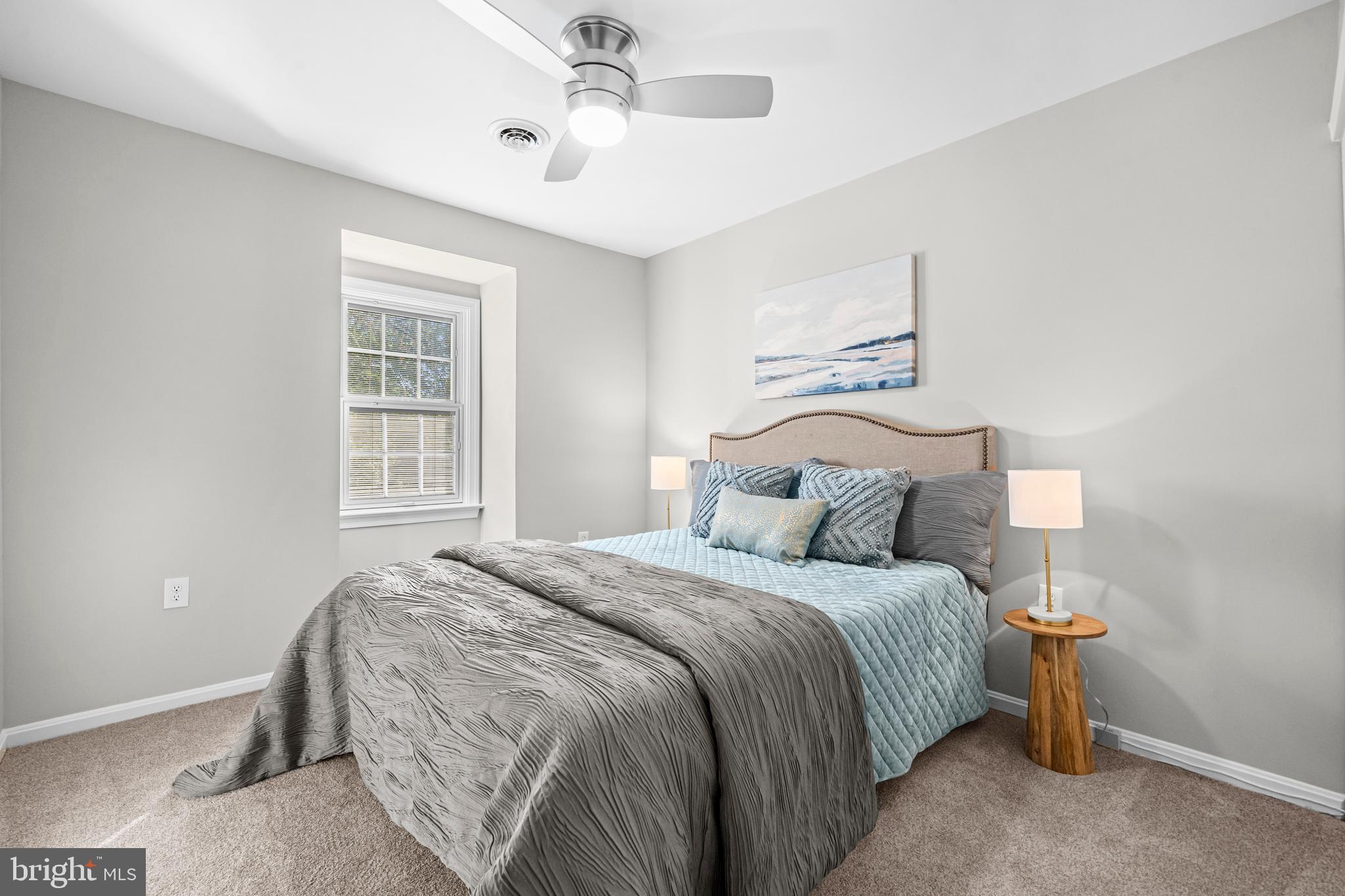 HERITAGE SQUARE - Residential