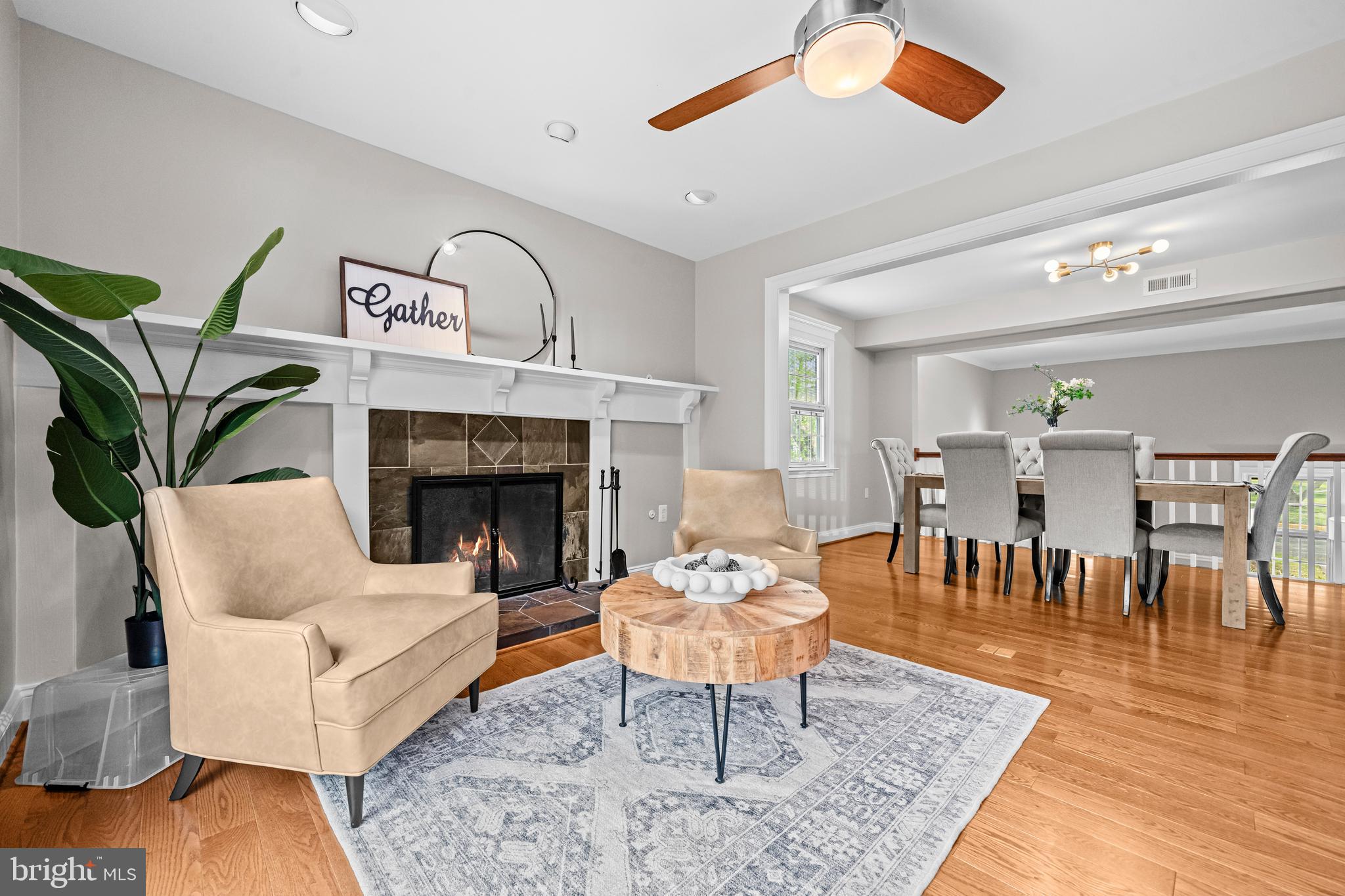 HERITAGE SQUARE - Residential