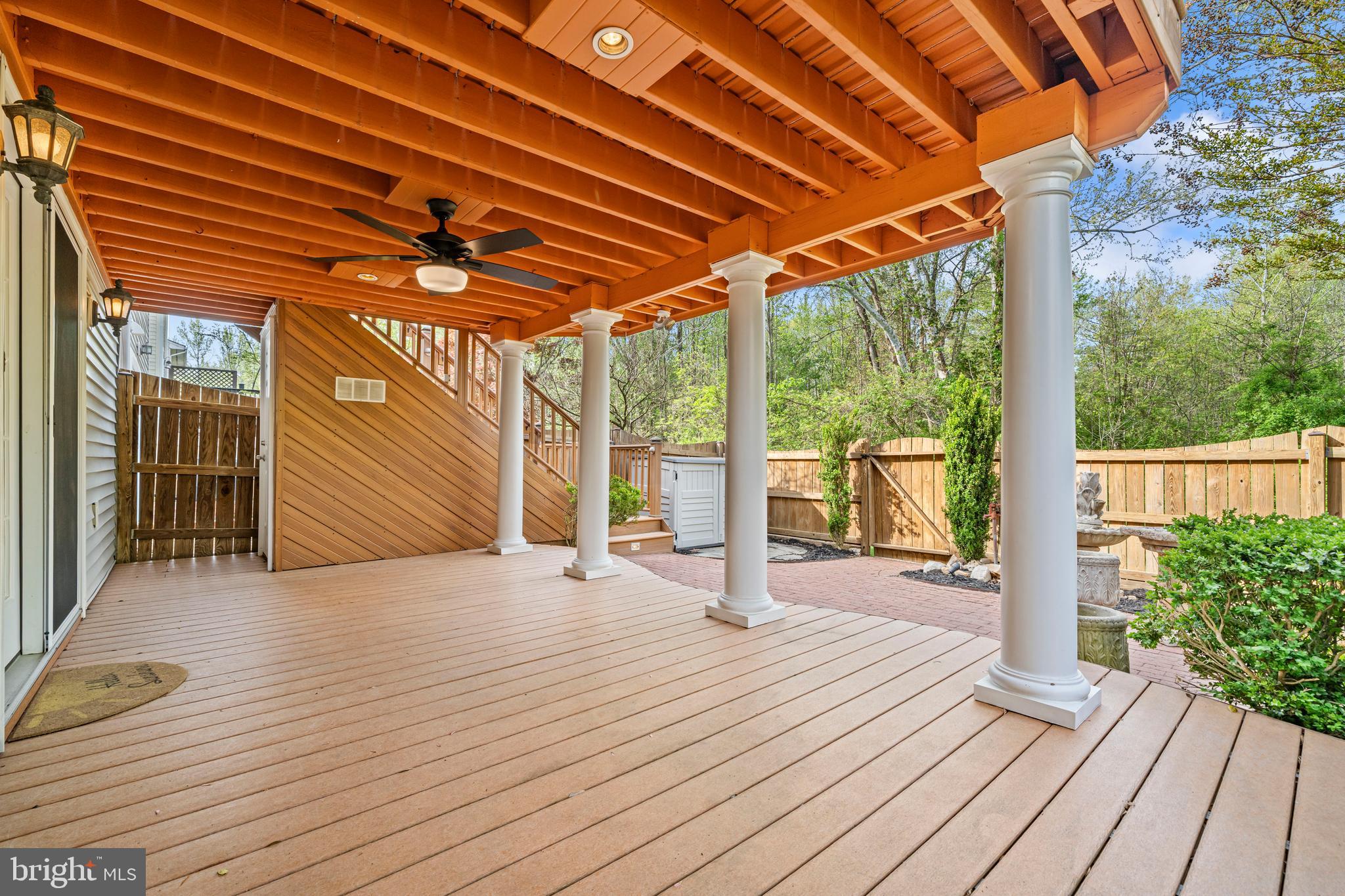 HERITAGE SQUARE - Residential