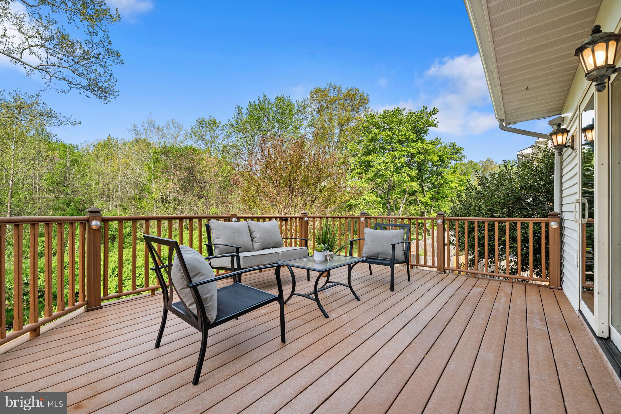 HERITAGE SQUARE - Residential