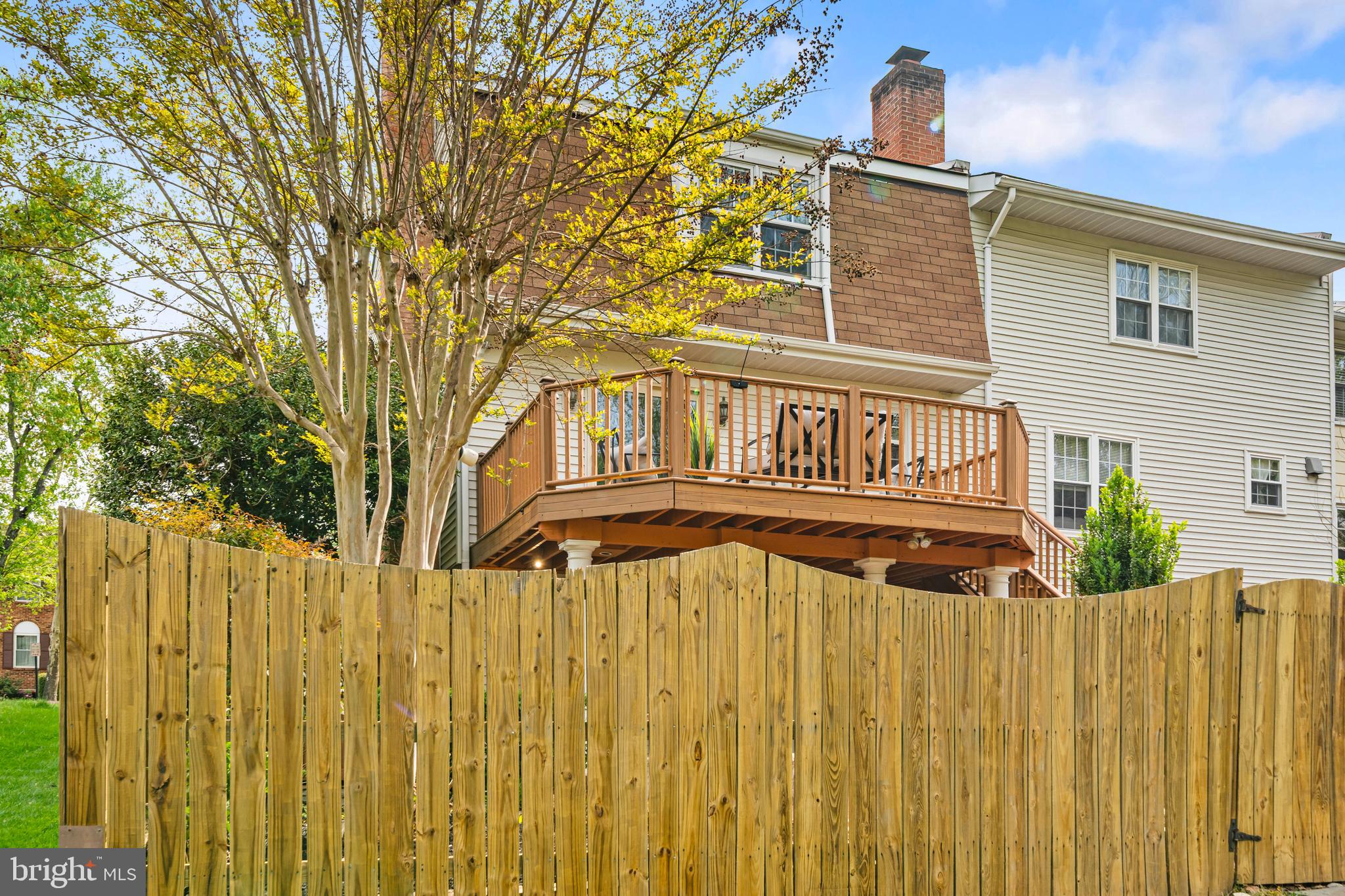 HERITAGE SQUARE - Residential