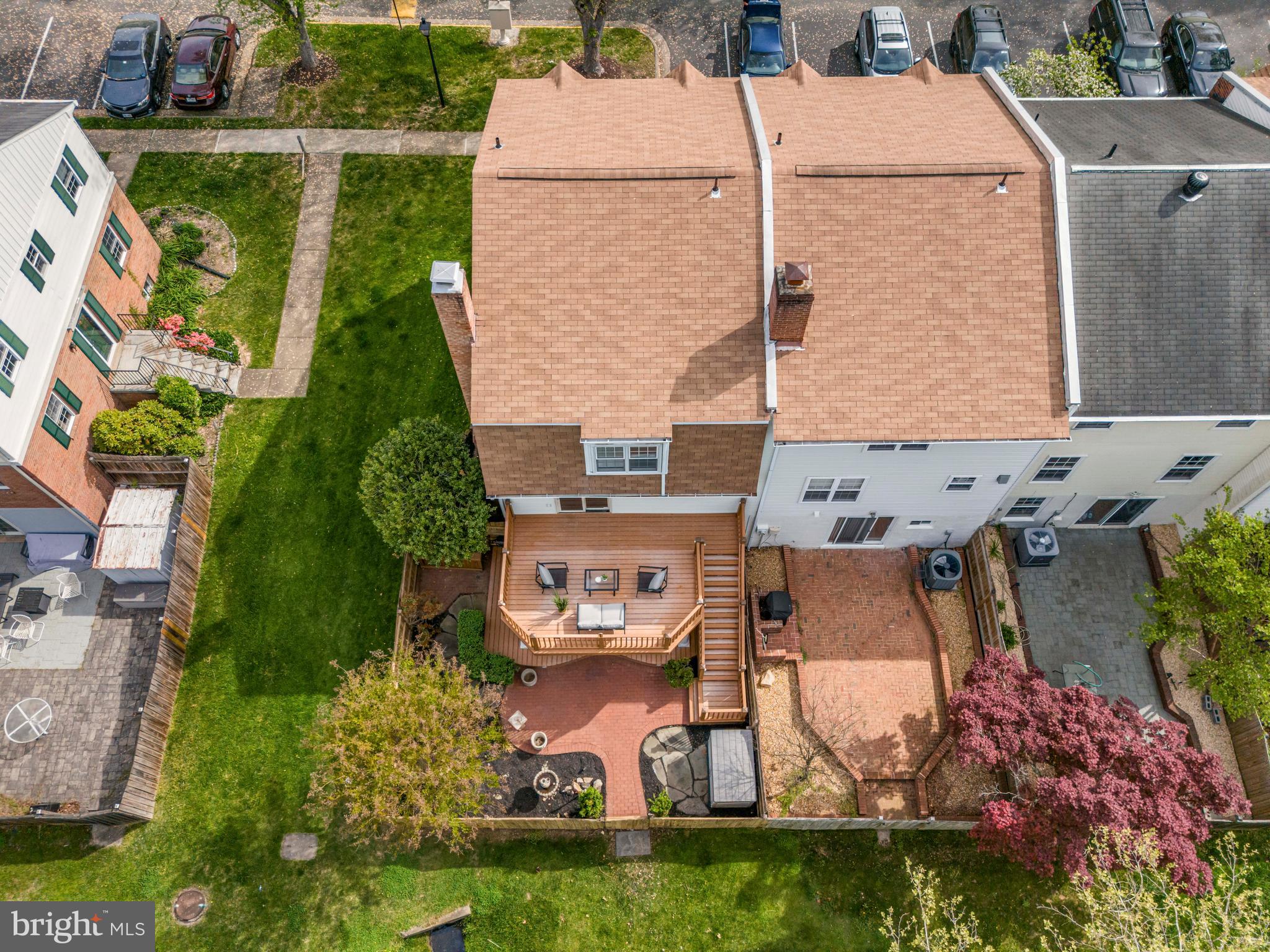 HERITAGE SQUARE - Residential