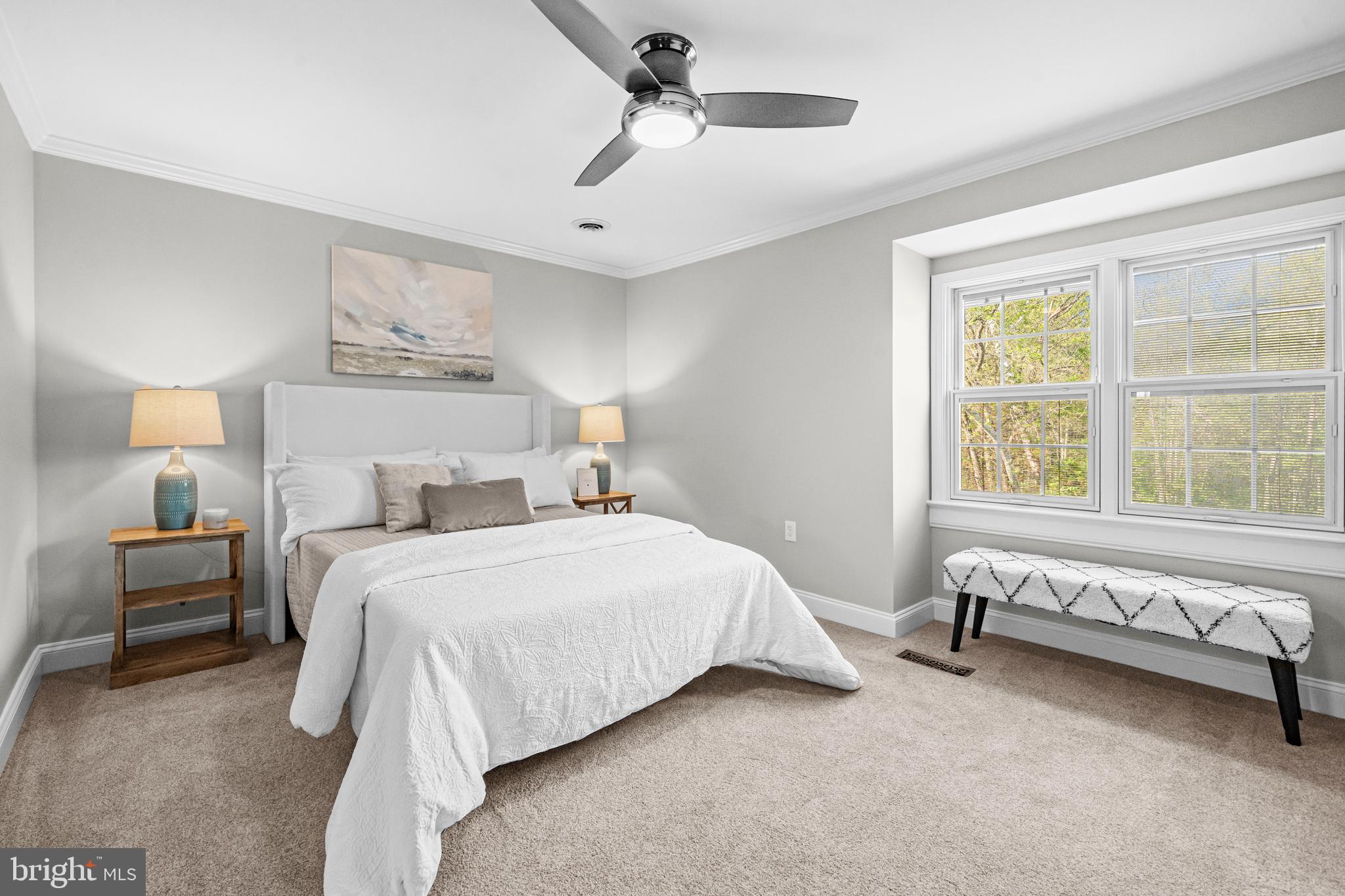 HERITAGE SQUARE - Residential