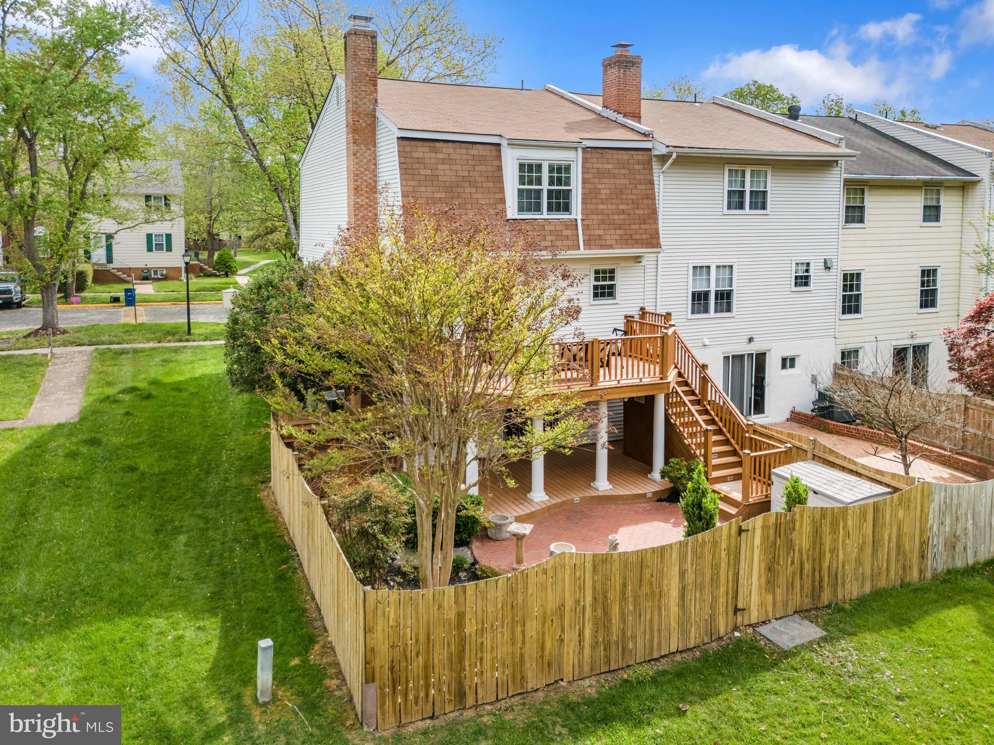 HERITAGE SQUARE - Residential