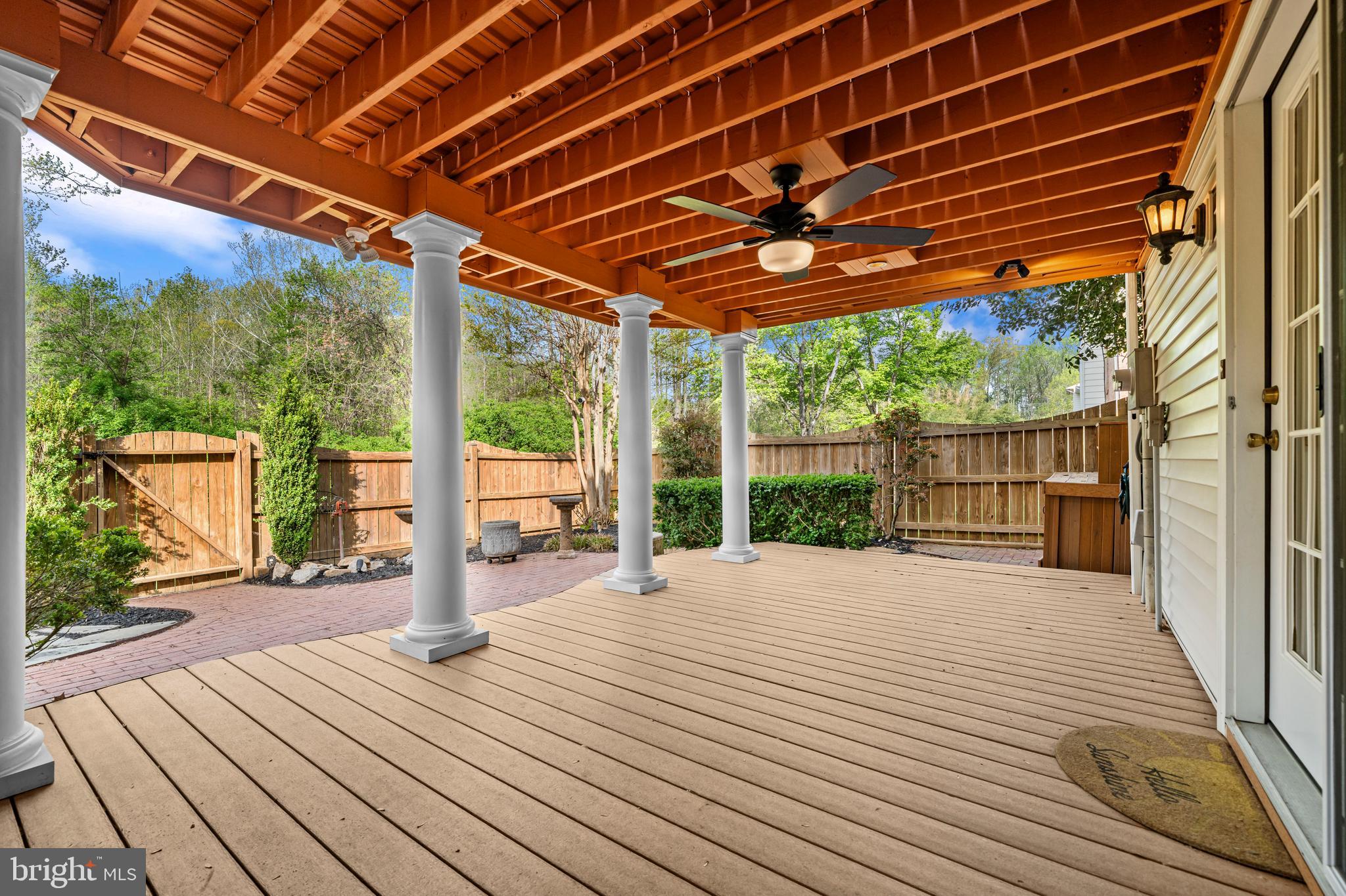 HERITAGE SQUARE - Residential