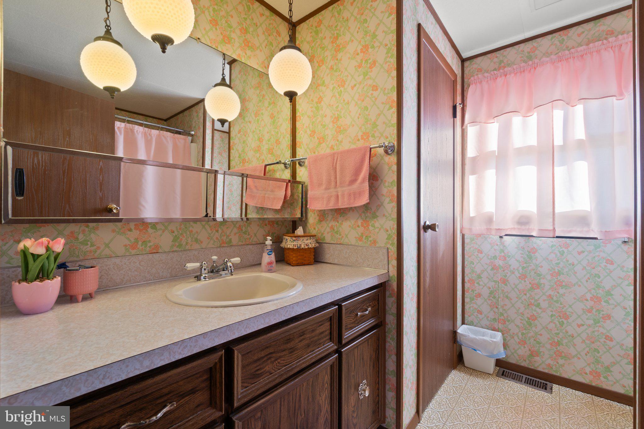 AVON BEND - Residential