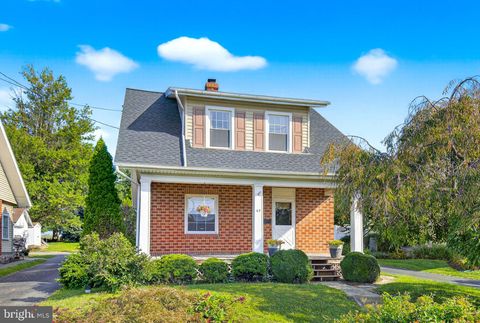 Photo of 63 E Main Street, LEOLA, PA 17540 (MLS # PALA2075970)