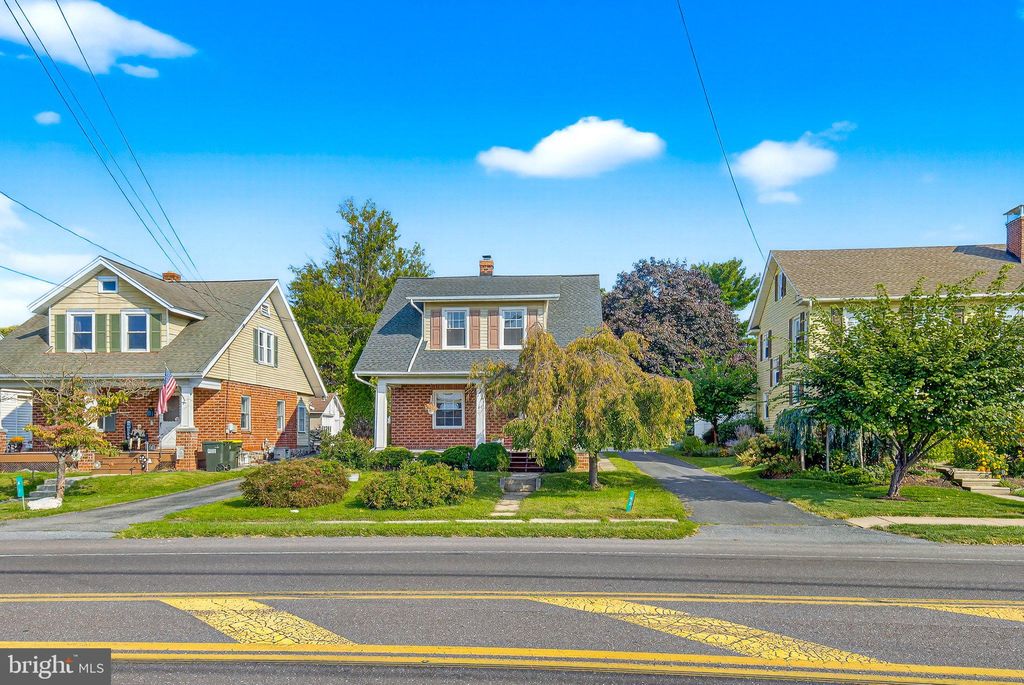 Photo of 63 E Main Street, LEOLA, PA 17540 (MLS # PALA2075970)