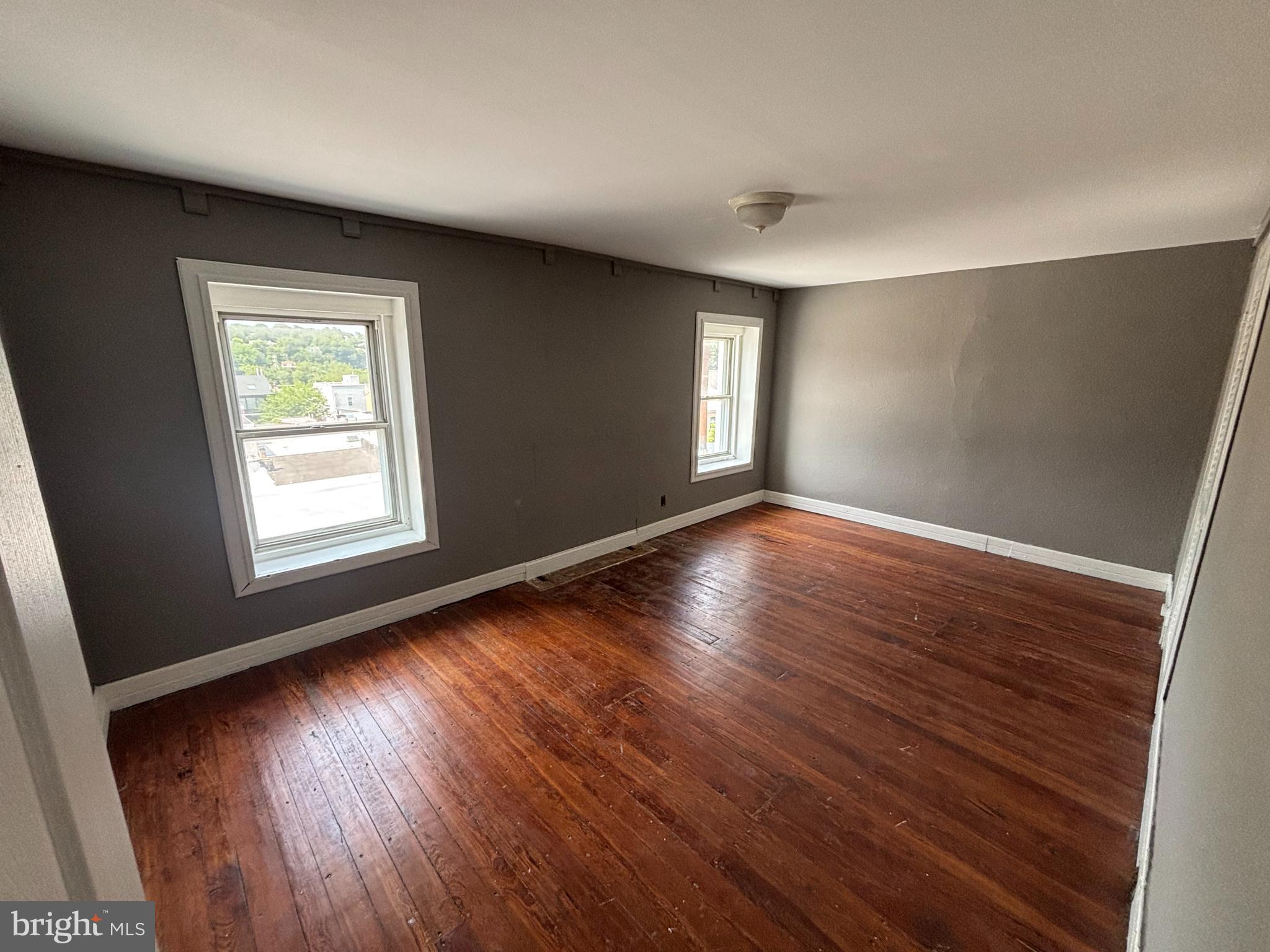 MANAYUNK - Residential Lease