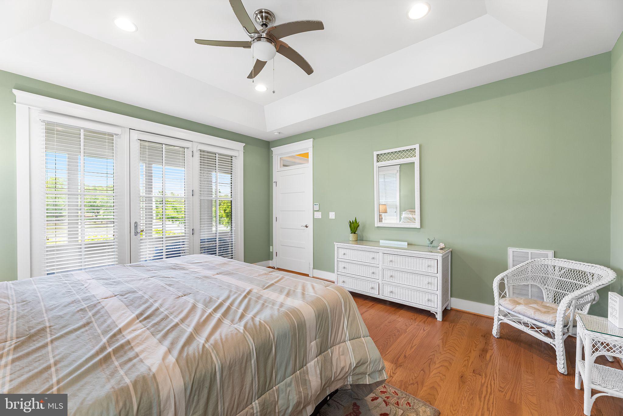 BAY FOREST CLUB - Residential