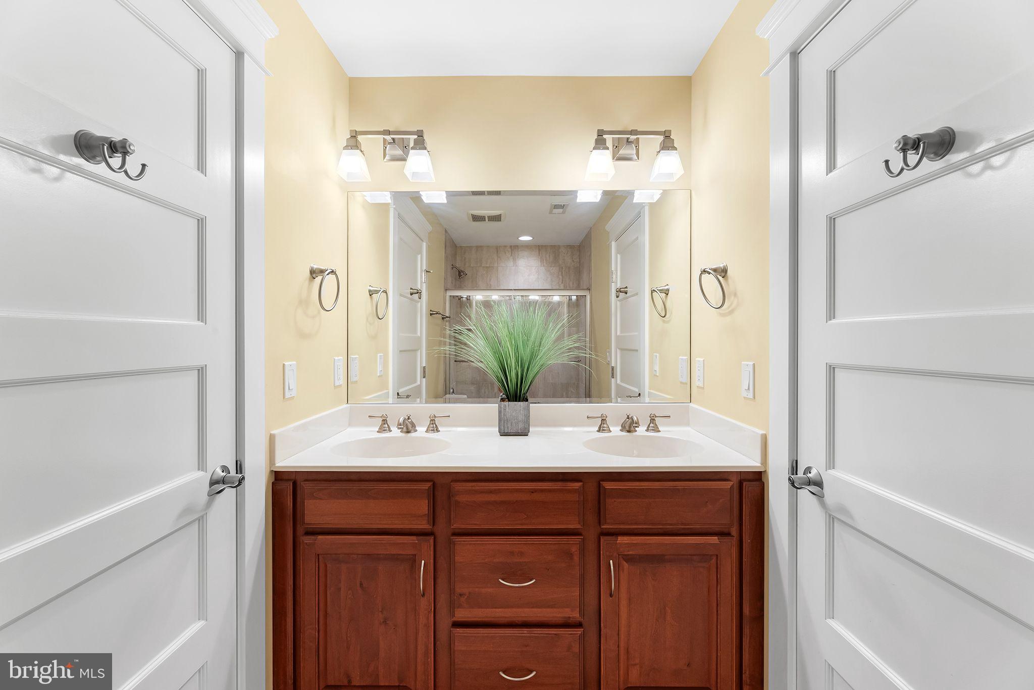 BAY FOREST CLUB - Residential