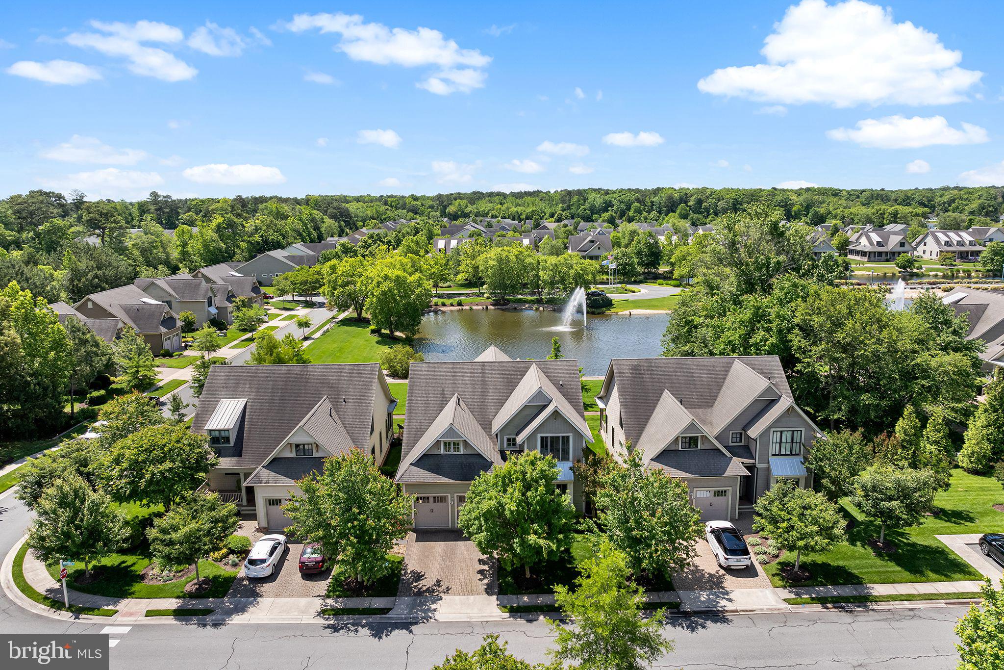 BAY FOREST CLUB - Residential