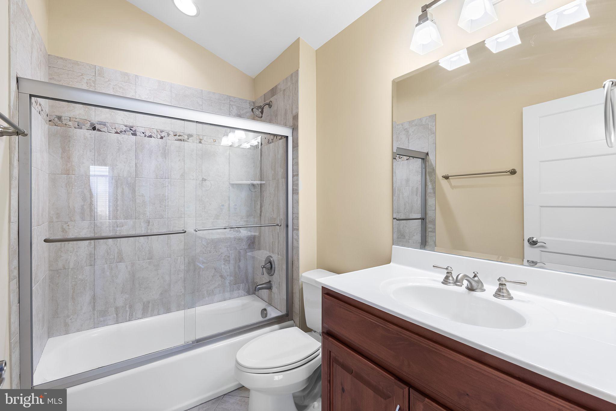 BAY FOREST CLUB - Residential